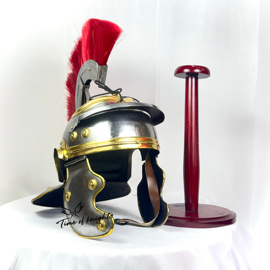 Roman Soldier Helmet – Historical Replica for Collectors & Reenactors